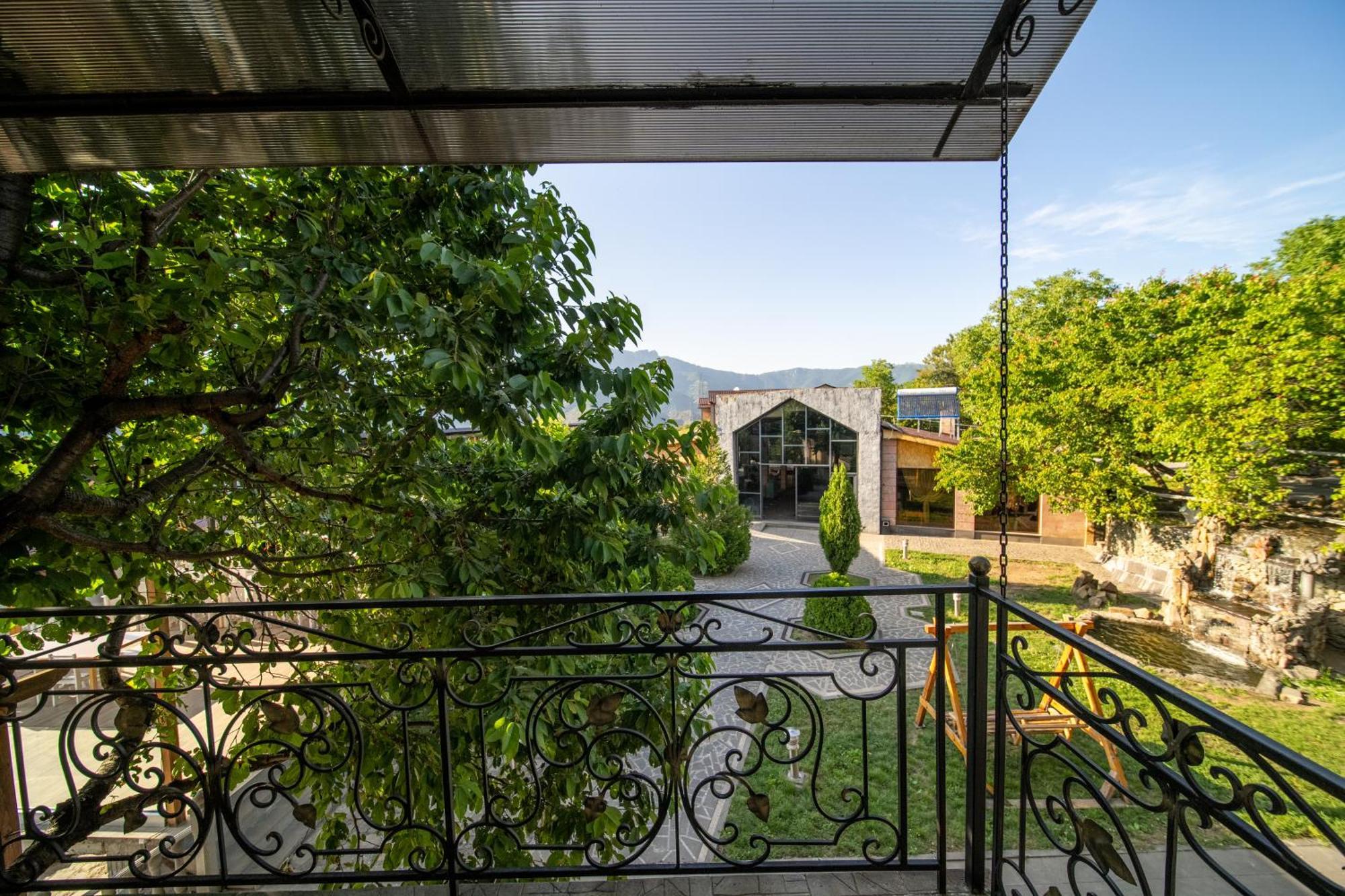 Kefilyan Family Hotel Sanain 외부 사진