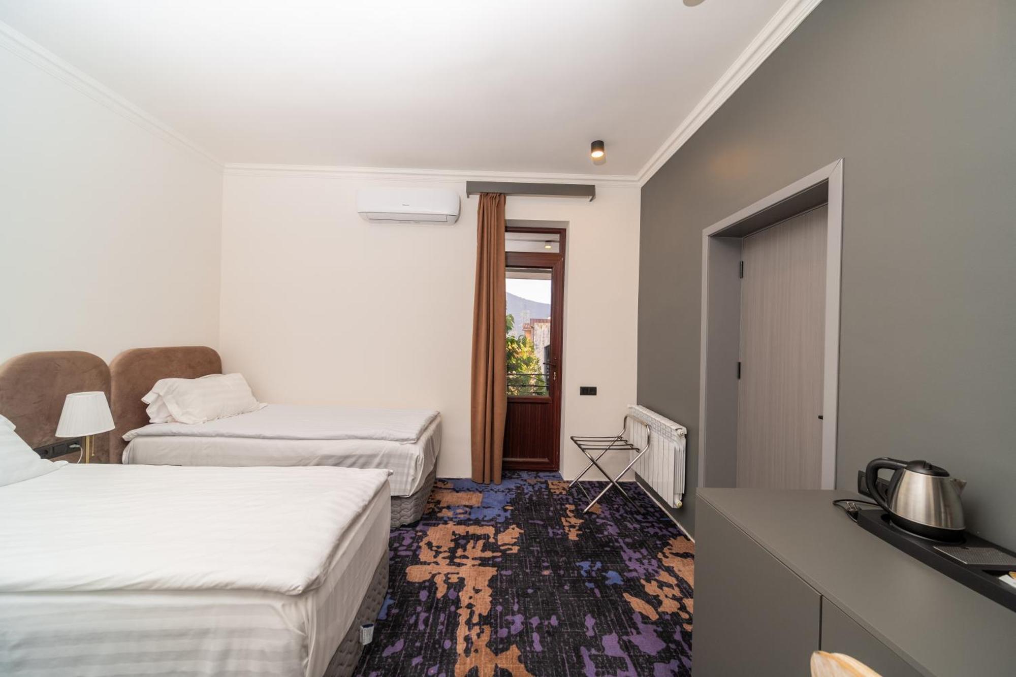 Kefilyan Family Hotel Sanain 외부 사진